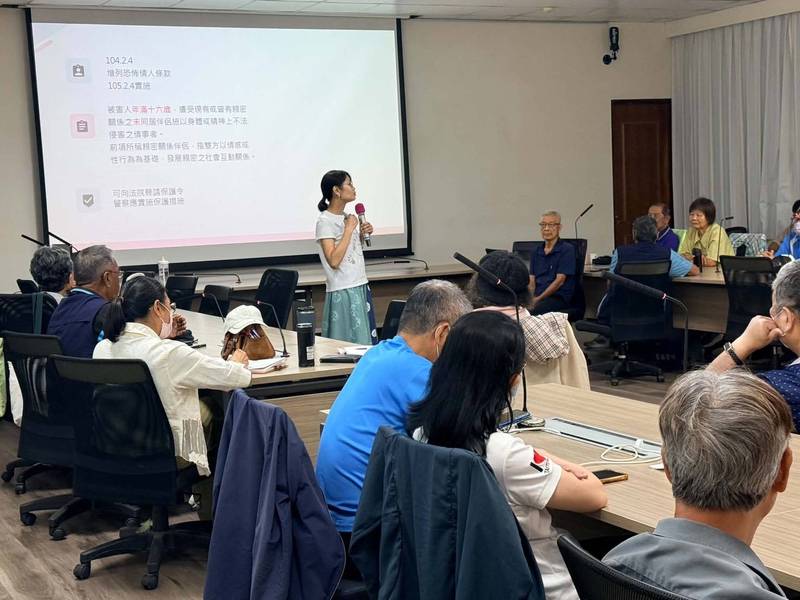 從法令到實務 東警婦幼隊攜手榮譽觀護人強化家暴防治