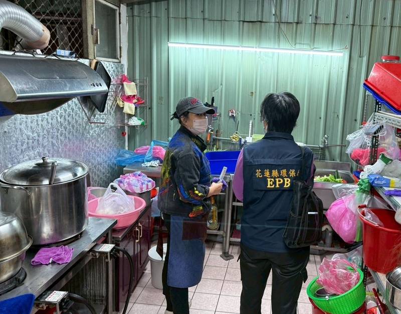 花蓮環保局每年不定期查核油水分離設施 縣長籲餐飲業者守護河川