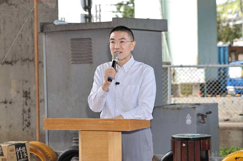 橋下閒置空間華麗蛻變!暖暖機車練習場啟用 提供市民免費安全練車環境