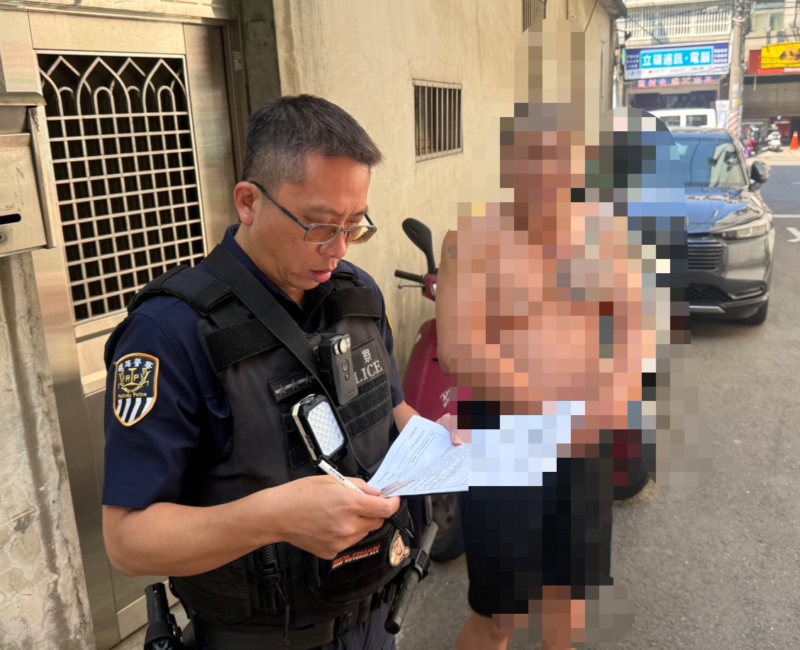 鐵路警察局員警處理違規吸菸案件