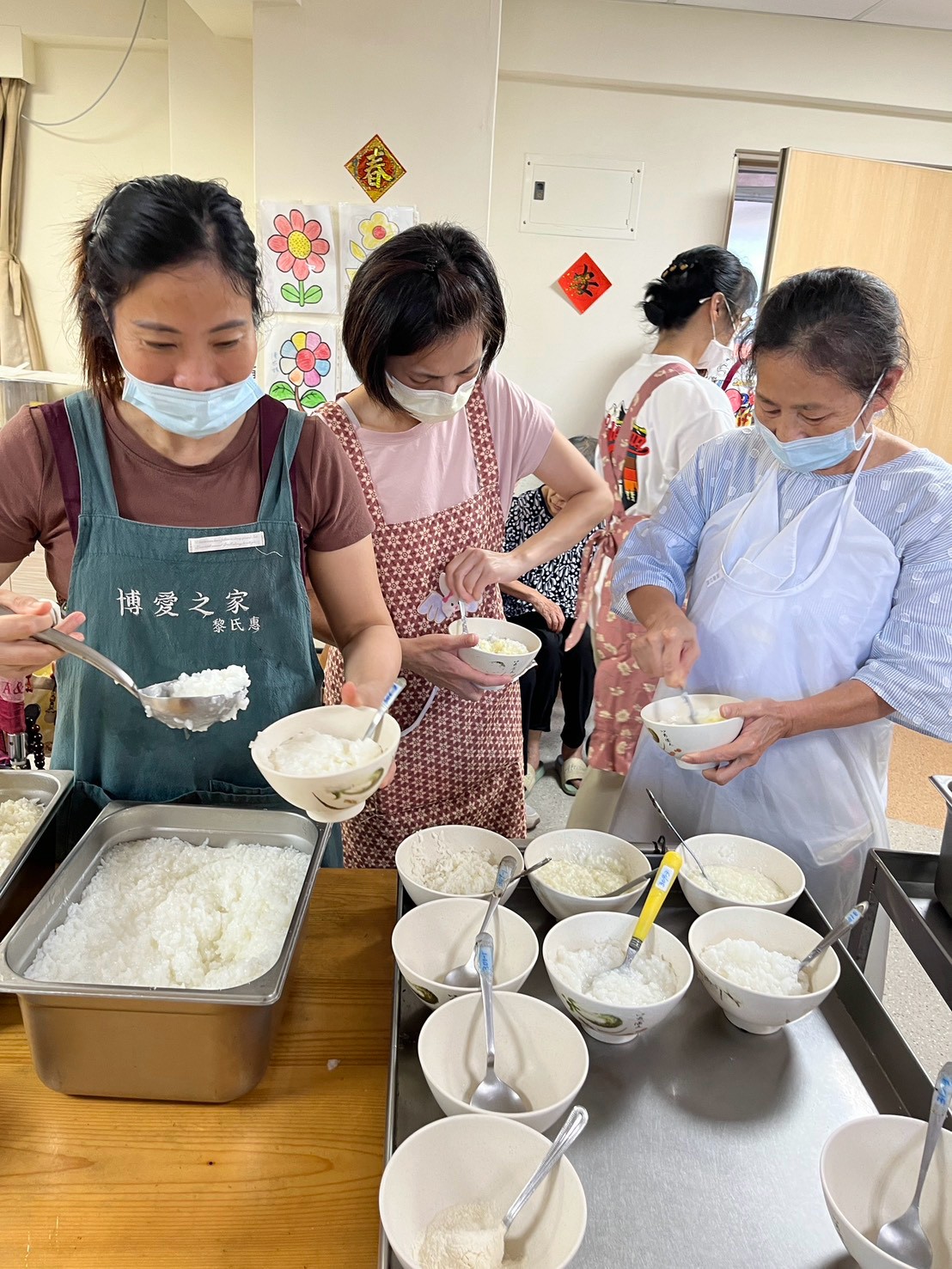 學員於機構實習備餐