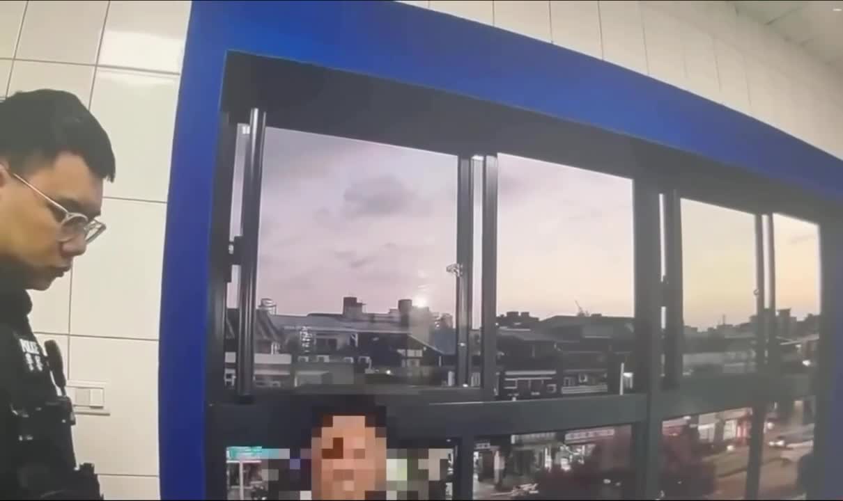 員警將當事人帶返派出所釐清案情