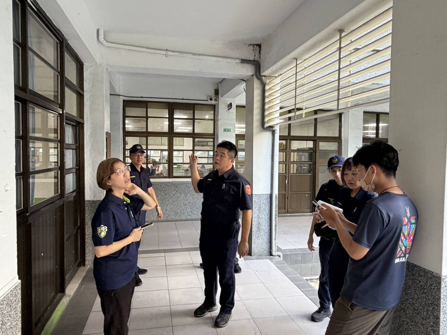 臺東警察分局長方子欽率隊會勘投開票所動線
