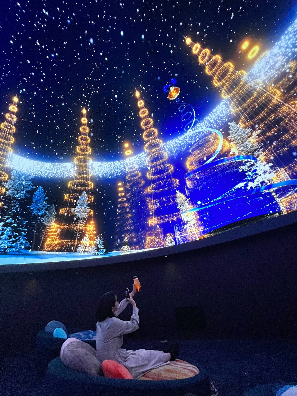 Konica Minolta天象儀5館耶誕開場影片 11月12日起可拍照的燈飾星空