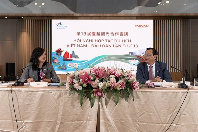 第13屆臺越觀光合作會議聚焦旅遊安全、永續及智慧觀光合作 台式辦桌交流 體驗臺灣最道地宴客廟會歡樂文化