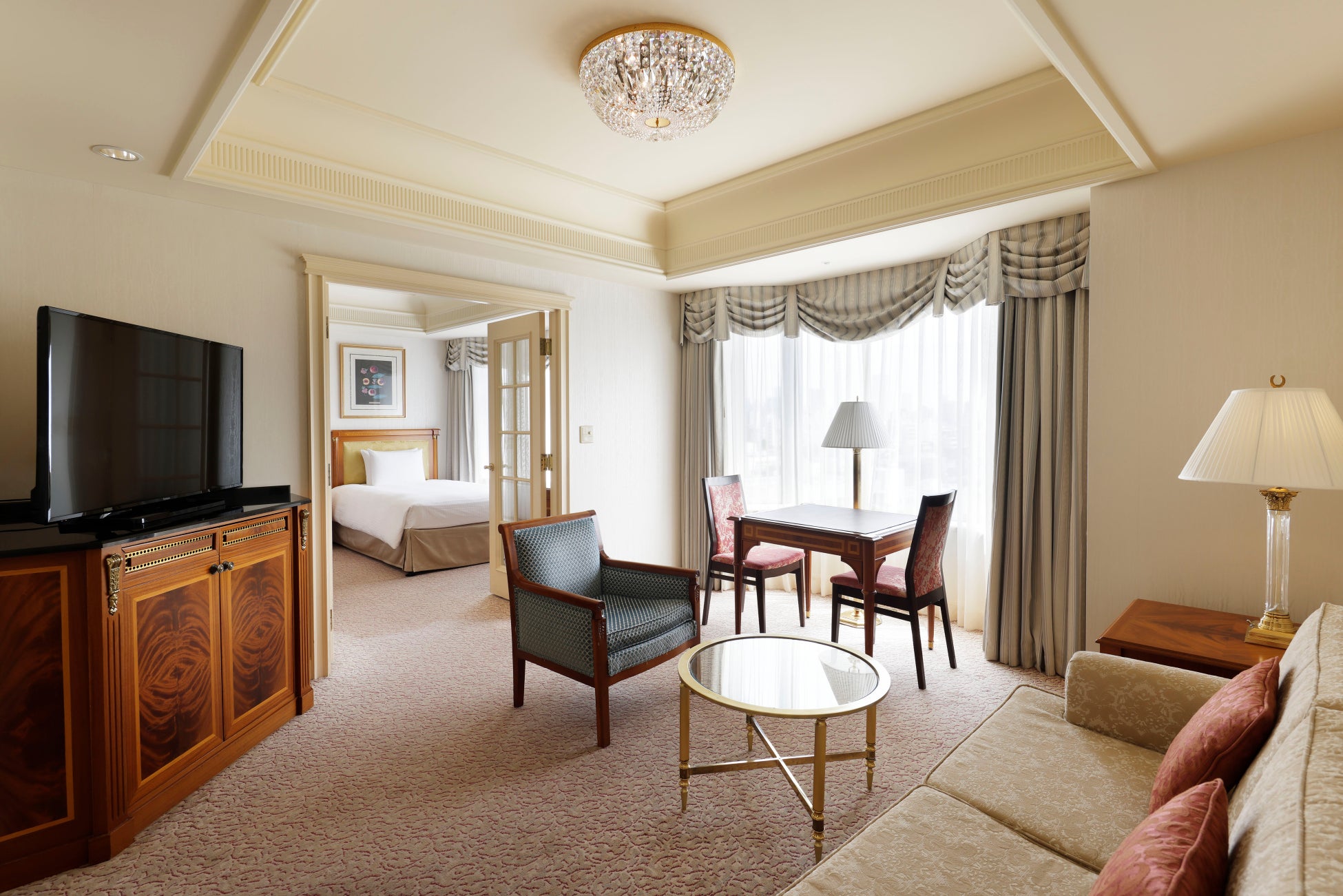 RIHGA Royal Hotel東京耶誕家庭方案 聖誕老人送禮到房間,2人1室77,000日圓起