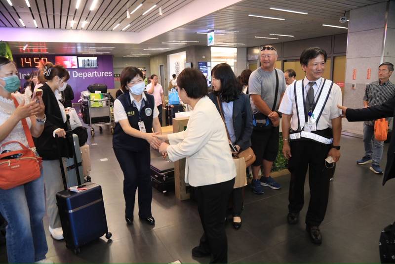 28小時旋風訪沖繩返國!盧市長「圓滿完成3大任務」:為未來奠定基礎