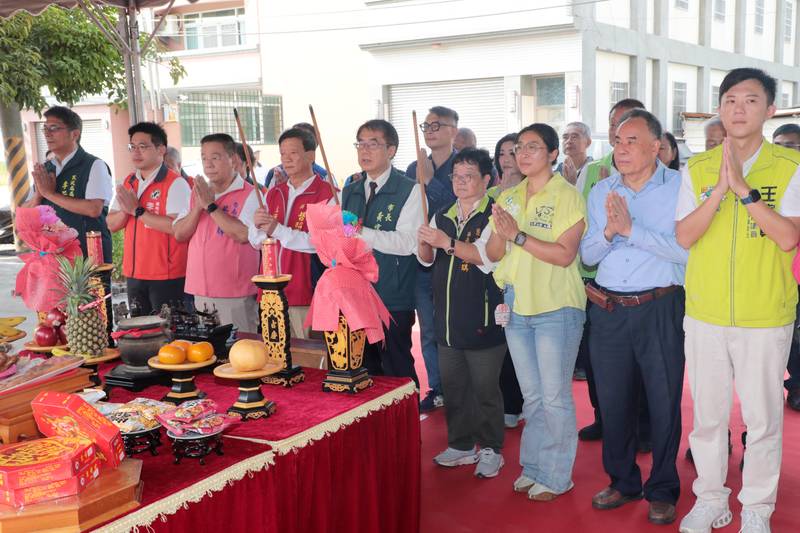 鹽水區義中里活動中心工程動土 黃偉哲:公私協力造福地方的典範