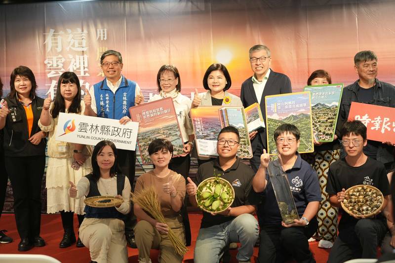 雲林農村再生16年故事集結成書　張麗善桃園辦三冊套書發表會