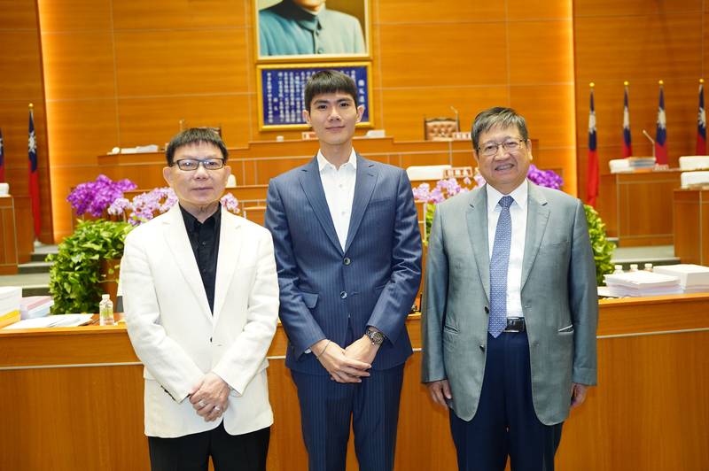 歐陽霆議員縣政總質詢 盼行政減量吸引師資打造優質教育場域