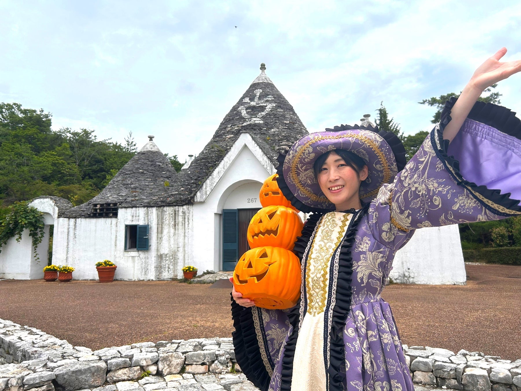 愛知犬山小人國萬聖節與亡靈節　10月24、25日魔術秀，兒童變裝入園至11月3日