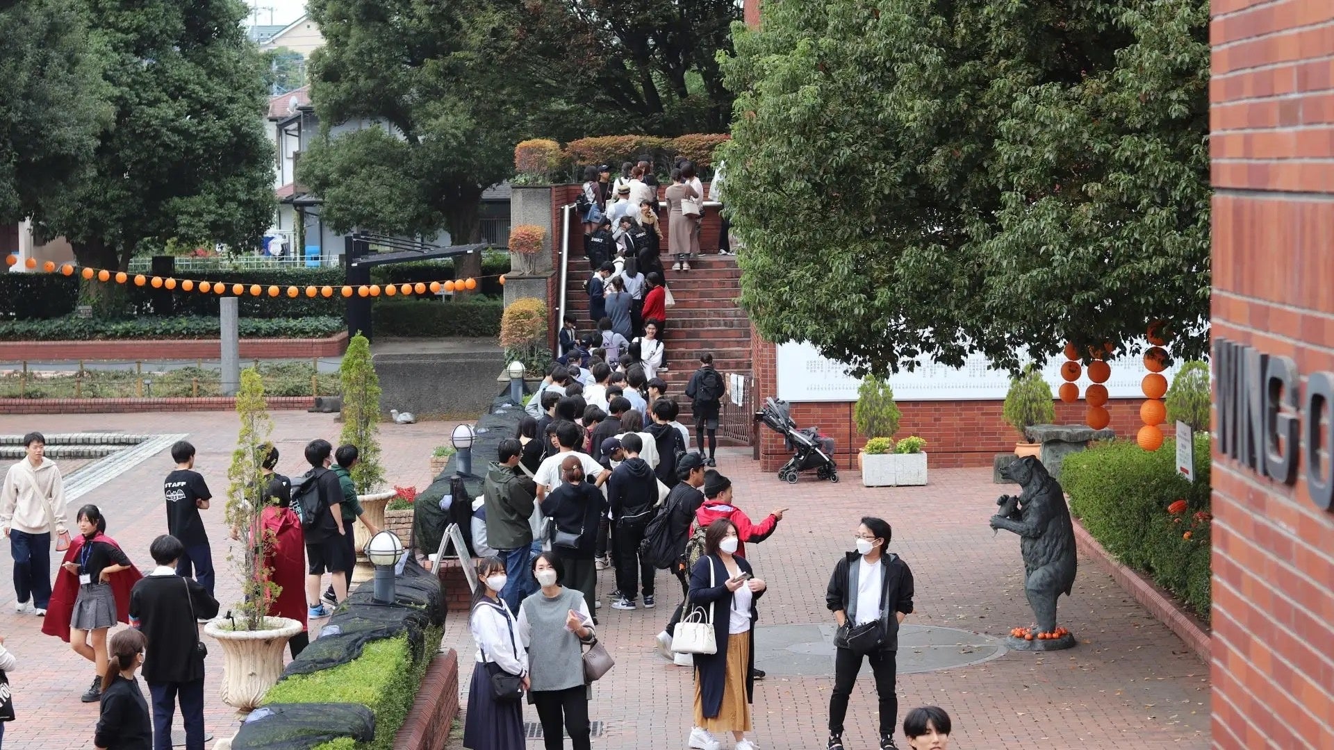 埼玉狹山西武文理整個校園變萬聖節會場 10月24、25日鬼屋、30家餐飲與ACIDMAN大木伸夫演出