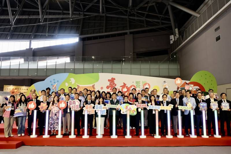 2026台南健康嘉年華登場 黃偉哲邀市民體驗智慧健康生活