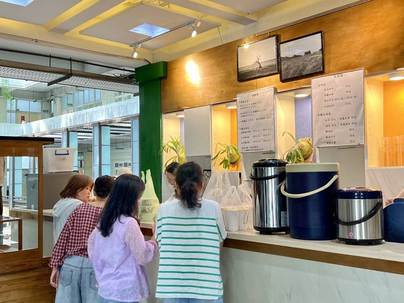 「遞嬗生活」22日進駐南市府民治市政中心試營運! 銅板早餐優惠多,營養便當送飲品!