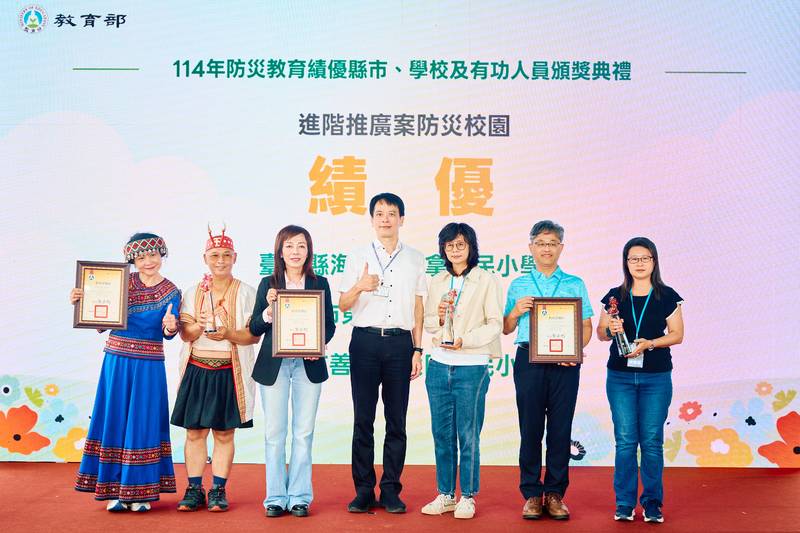 防災實力看得見!臺南市114年度防災校園評選7校獲獎、1校長獲肯定