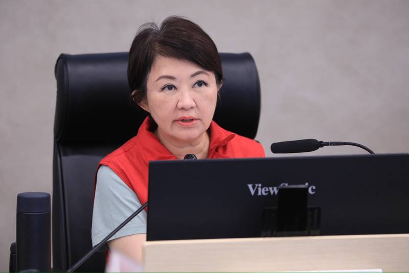 薔琵颱風逼近!中市災害應變中心三級開設 盧秀燕:最高標準防颱