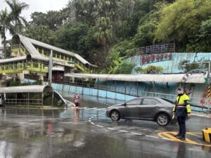 號誌故障基警即時疏導 迅速修復恢復交通順暢 17 %E4%B8%80 106