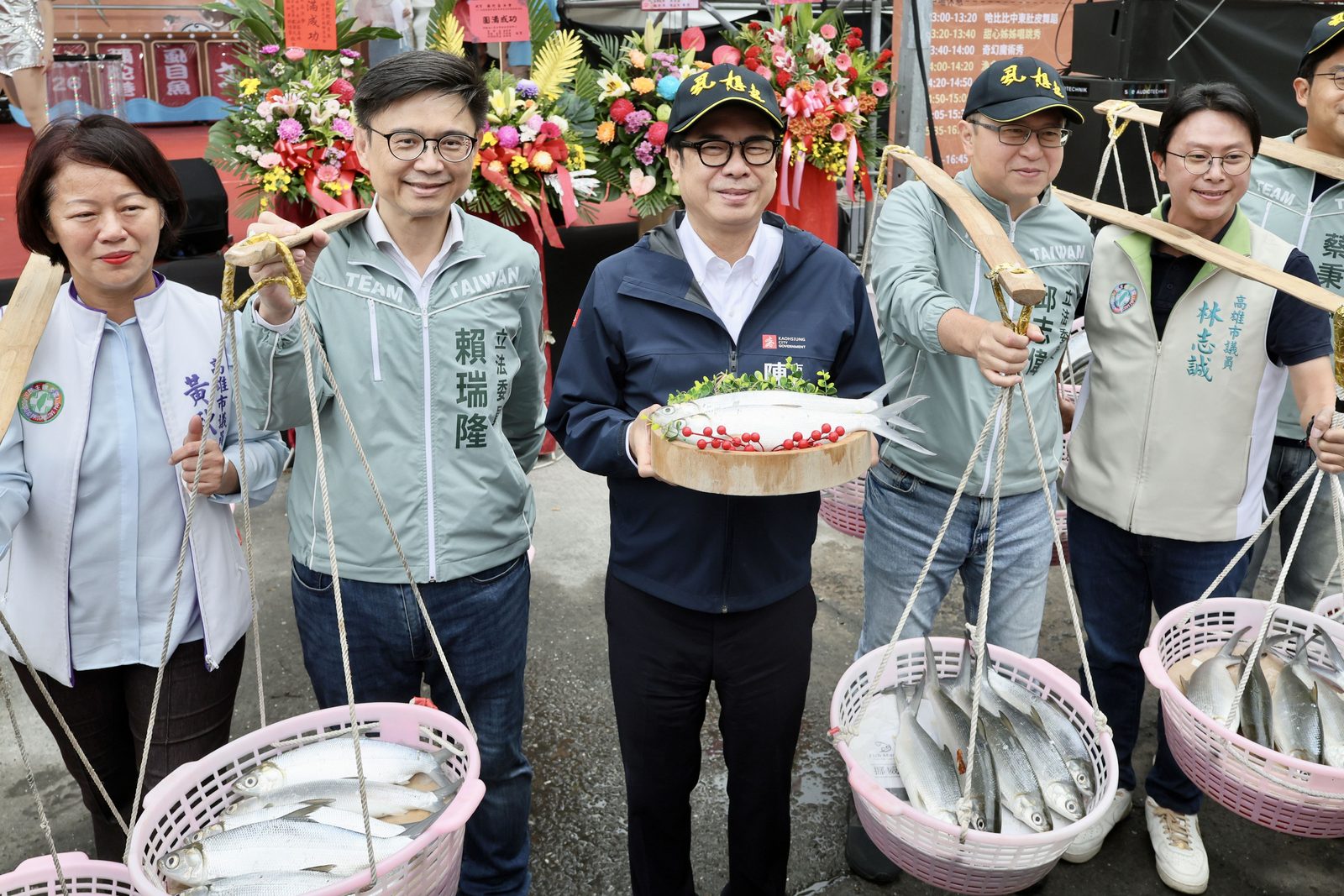 大海開吃首站彌陀港虱目魚文化節熱鬧登場 陳其邁大讚澎湃海味、力推彌陀宜居悠閒魅力