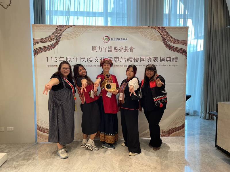 臺南大光文健站榮獲全國優等! 文化融入長照 打造原民長者幸福安老家園