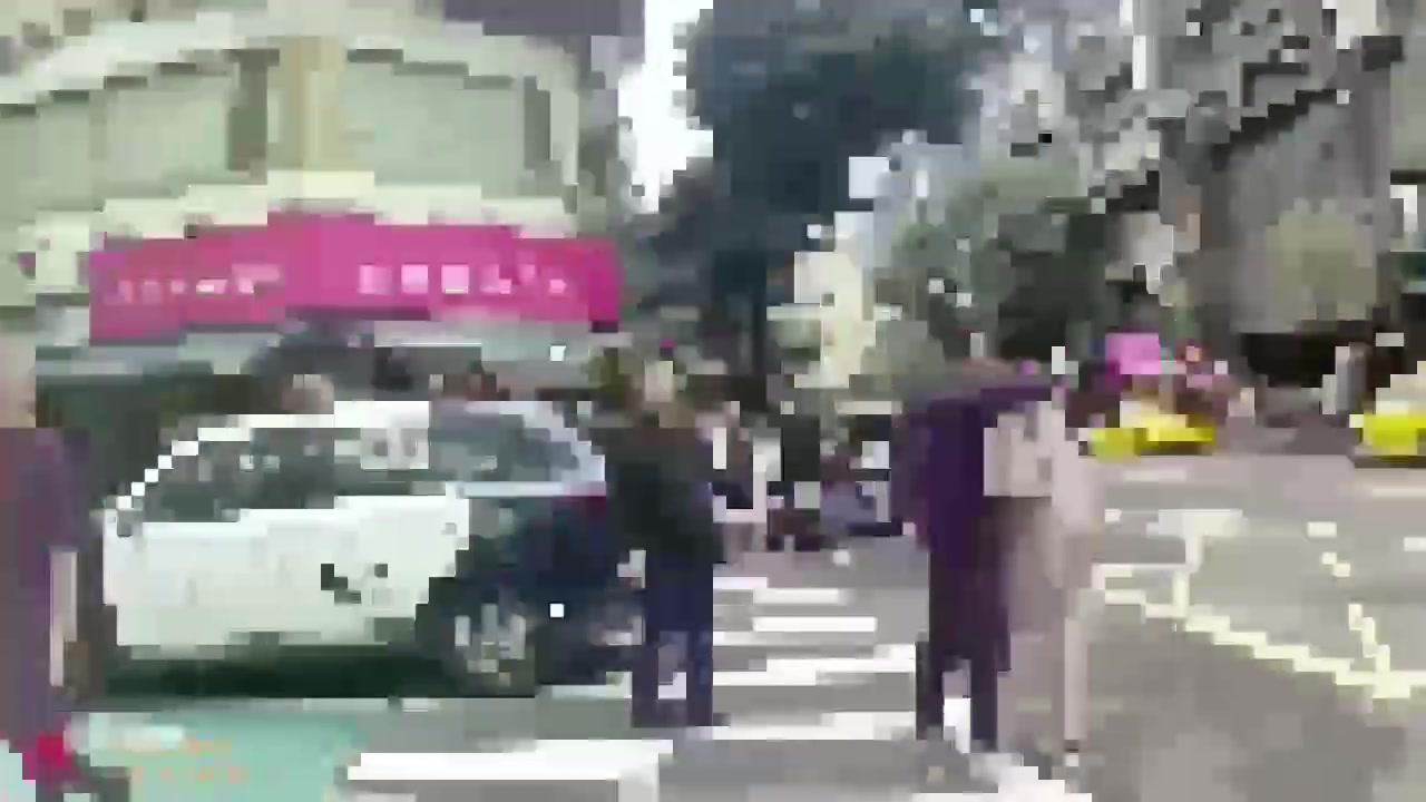 員警趕抵林森北路現場（警方密錄器畫面）