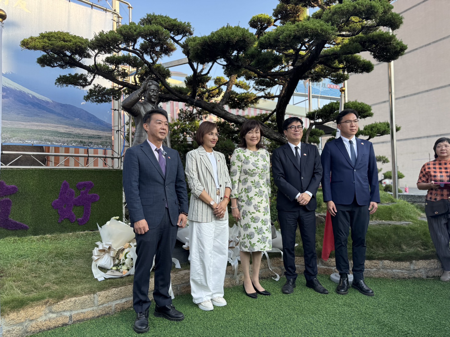 安倍昭惠第五度造訪紅毛港保安堂