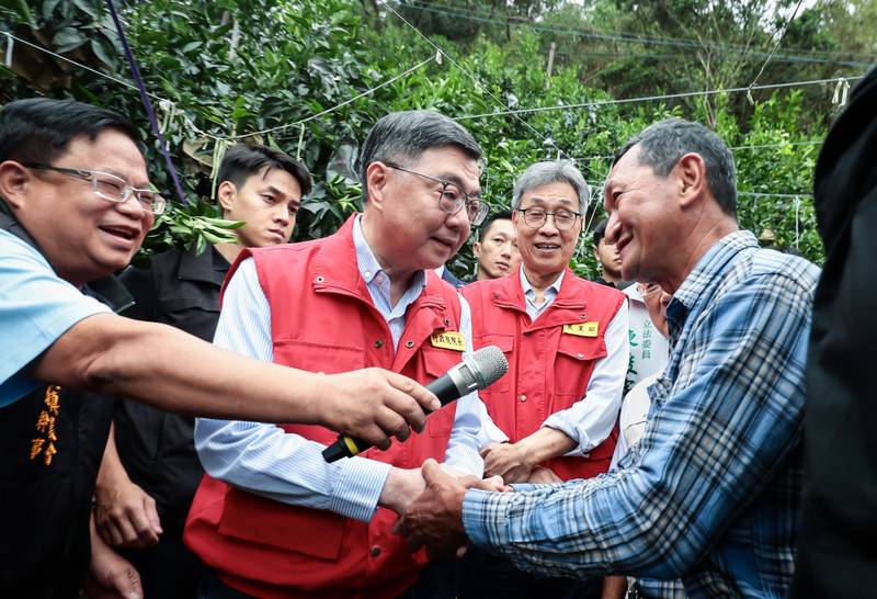 卓榮泰勘查宜蘭農損　從優從速從寬辦理救助加速復耕