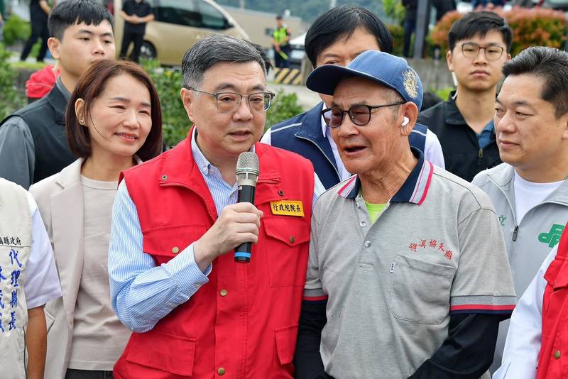 卓榮泰勘查宜蘭農損　從優從速從寬辦理救助加速復耕