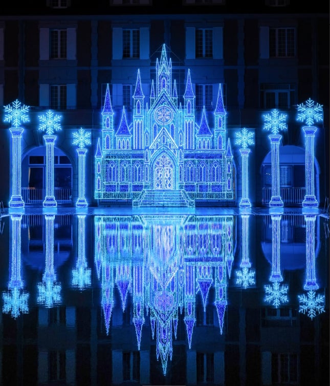 神戶Illuminage第17屆開跑 4公尺蝴蝶鞦韆、30公尺愛心隧道到明年2月