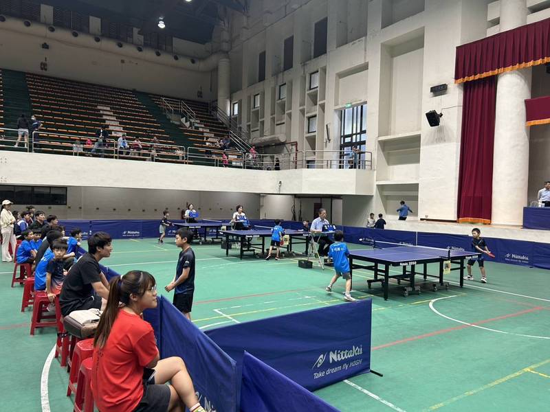 台南中小學桌球錦標賽新營開打 10組別小將爭榮耀