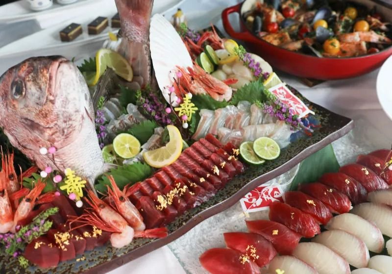 京都山科「Hotel山樂」跨年新春自助餐 握壽司、鯛魚姿造、年菜,除夕晚餐每人10,000日圓(約新台幣2,070元)