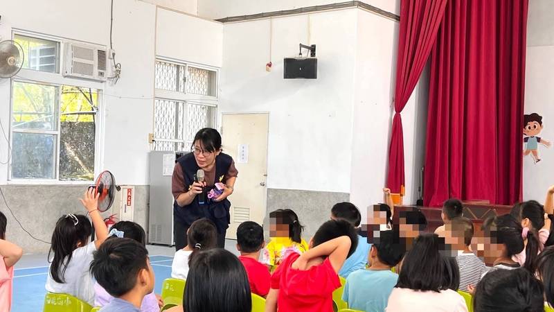 婦幼安全向下扎根 東警婦幼隊深入校園強化學童自我保護