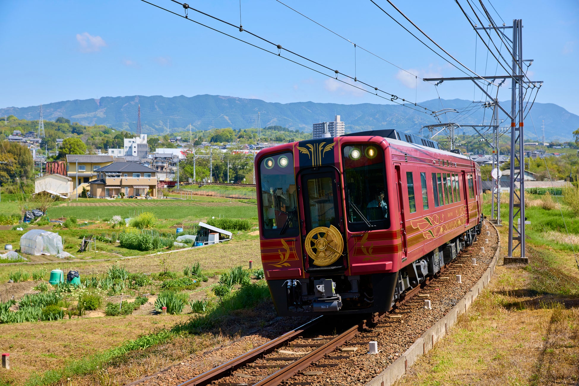 南海觀光列車「GRAN天空」11月1、7日九度山推廣 真田武將隊上車、介紹日本一富有柿