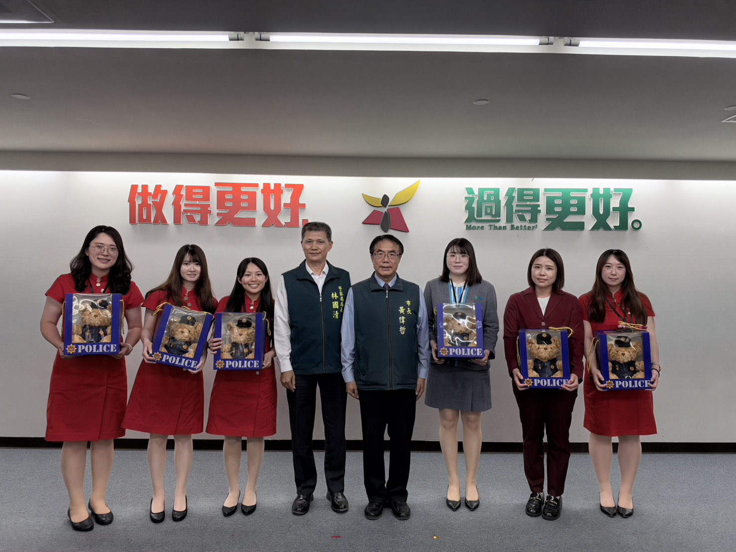 金融機構及超商業者9月份成功阻詐115件,有功人員181位