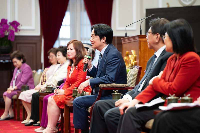 接見世華工商婦女企管協會訪團　總統：強化國防、發展韌性經濟、深化國際合作　穩健帶領臺灣向前走