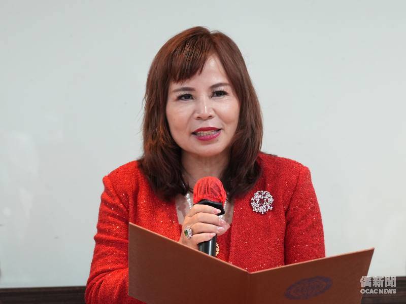 世華回國訪問團拜會僑委會 李姸慧肯定世華姊妹凝聚僑界女力