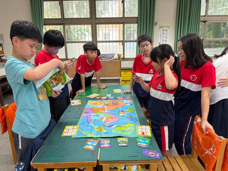 不用出國也能環遊世界! 「出發吧!世界探險隊」繪本桌遊帶你探索多元文化