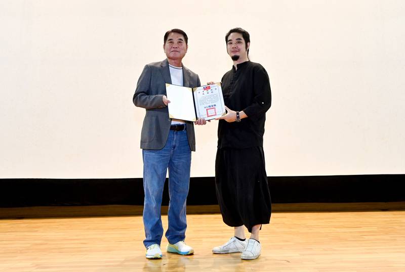 苗縣府舉辦「從空中看台灣」專題講座 縣長勉師生愛護苗栗的好山水一代代傳下去
