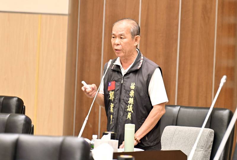 苗縣議員提議設匹克球場 鍾東錦允山佳國小體育館完工後劃設