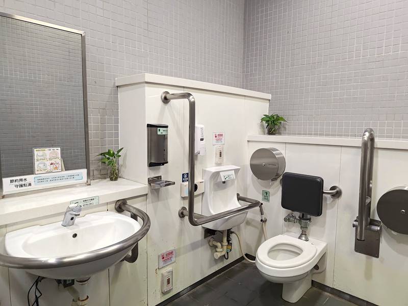 把捷運站公廁當成自家廁所來維護!中捷水安宮站獲選十大績優公廁
