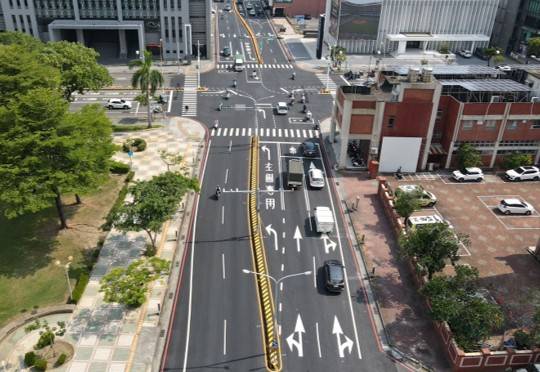 南市持續優化道路安全環境　路平工程結合人行空間營造友善交通