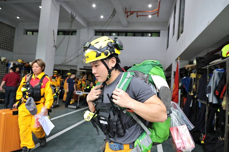 基隆特種搜救隊挑戰NAP中型隊伍認證　方定安副市長赴暖暖分隊加油打氣