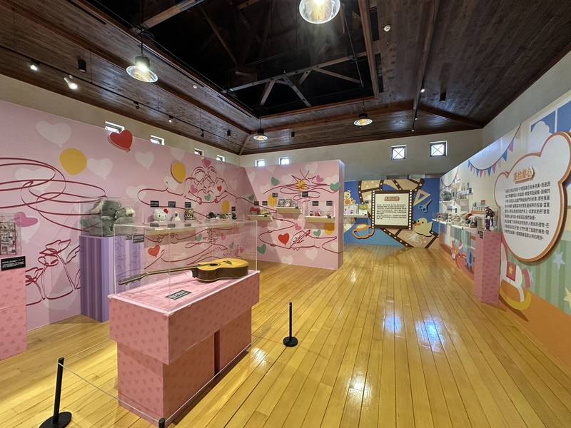 屏東演武場《時光禮物月台》特展　打開珍藏物件的人生故事