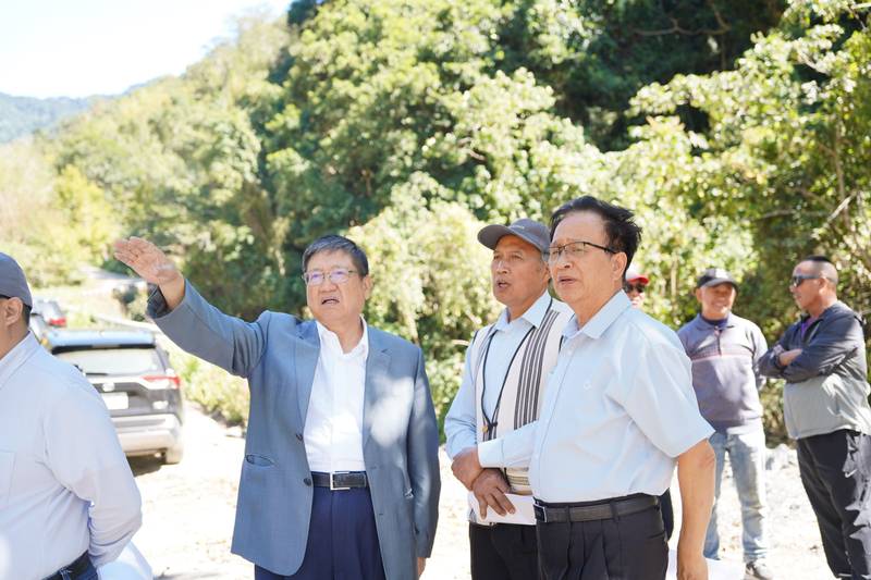 竹縣府全力爭取司馬庫斯二號橋重建 楊文科親赴現地會勘力促早日動工