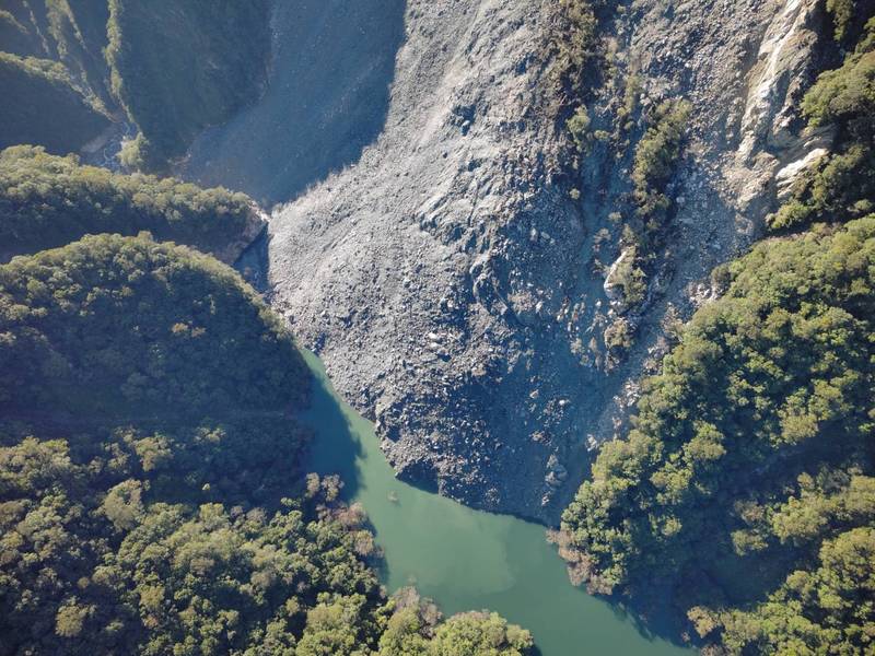 115年10月29日 萬里溪堰塞湖現況資訊
