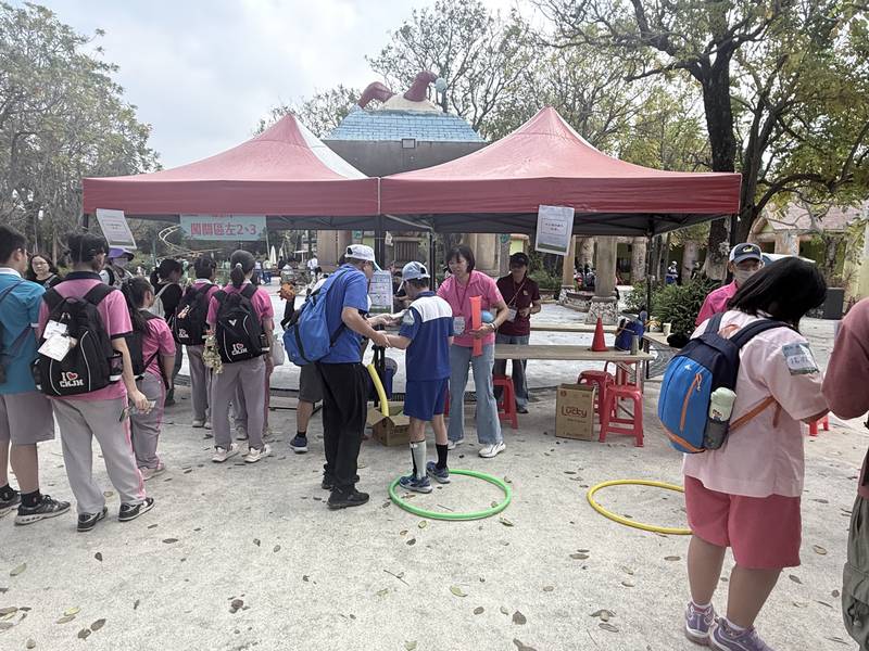 台中點燈之愛特教戶外教育　1,100名親師生同遊麗寶樂園
