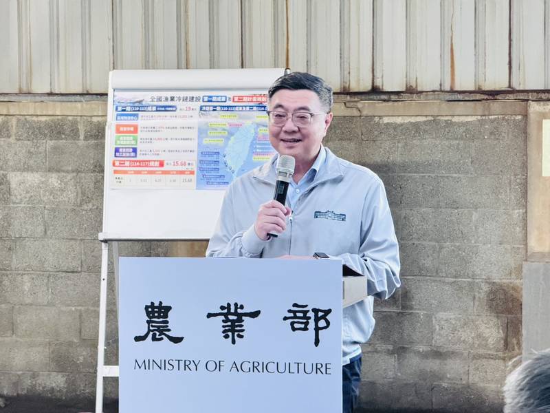 卓榮泰視察花蓮漁港冷鏈工程 1.2億儲冰廠冷凍庫補助提至7成