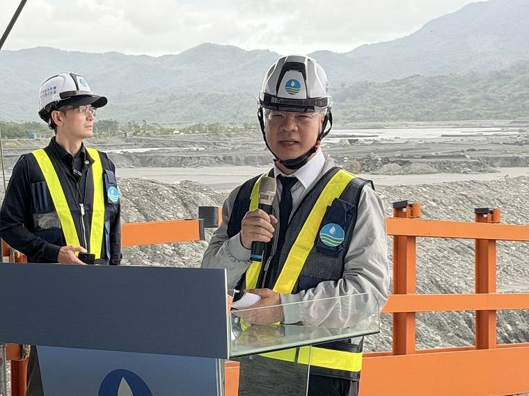 卓院長視察馬太鞍溪系統性治理工程 加速高規格堤防及第二道防線建置 區域河防安全再升級