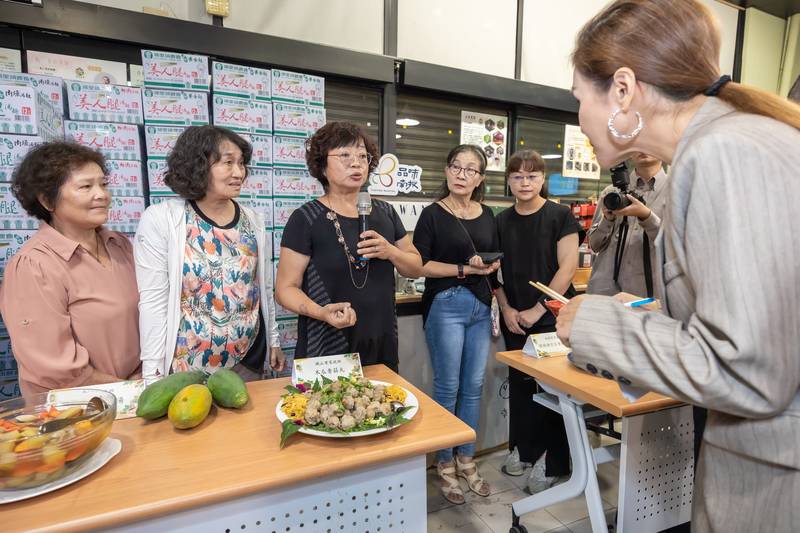 埔里鎮農會辦木瓜創意料理競賽 家政班展現百變好滋味
