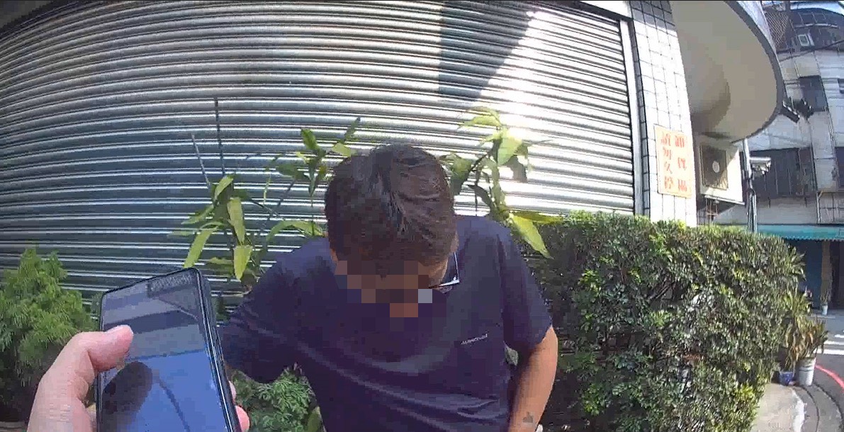 朱男遭員警攔查(圖/霧峰分局提供)