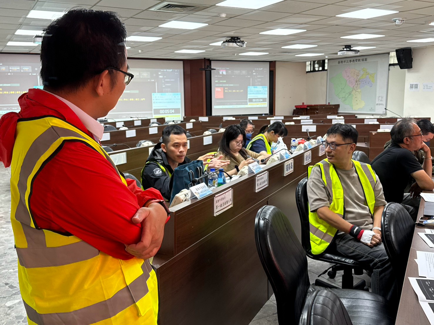 各單位盤點救災資源,模擬跨區調度(圖/基隆市消防局)